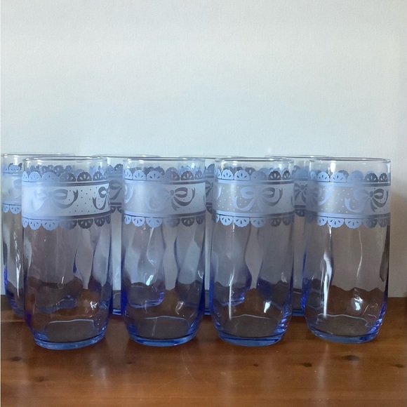 Other - Vintage Set of 8 Ribbon Blue Bow Glasses